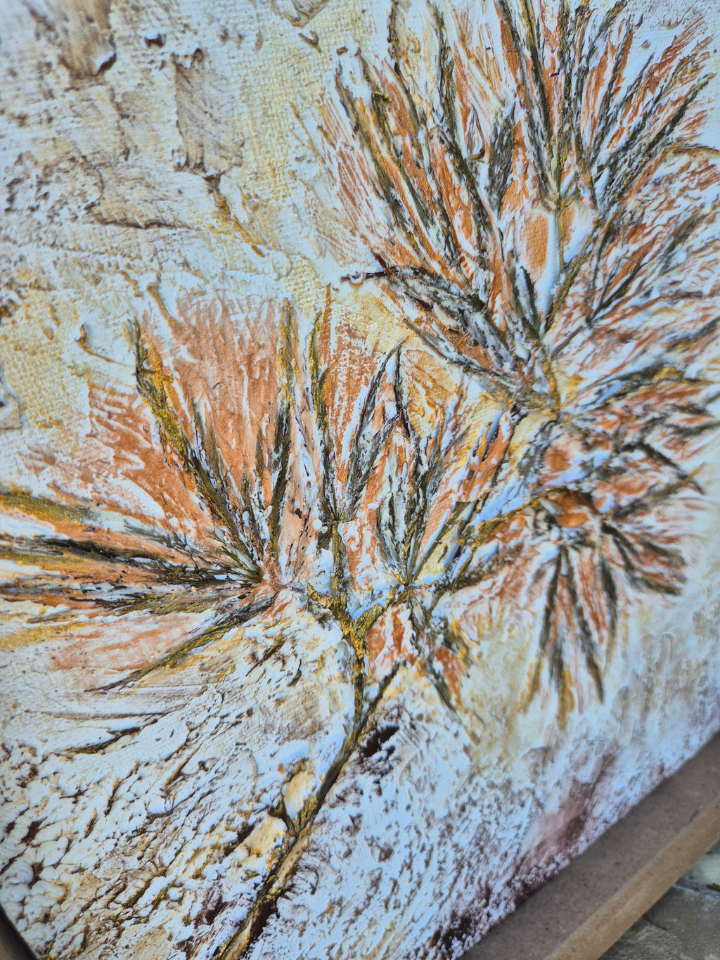 Maple Whisper close-up detail showing raised texture and metallic highlights